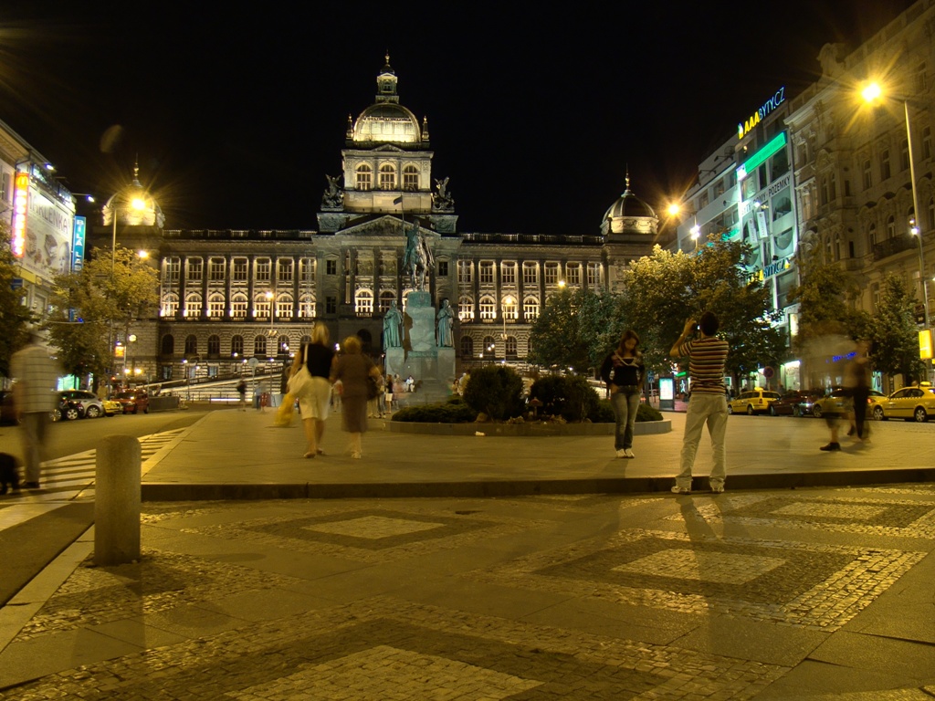 Vaclavak
Kľúčové slová: cesko;vaclavak;praha