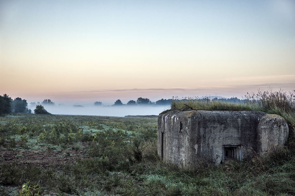 bunker
