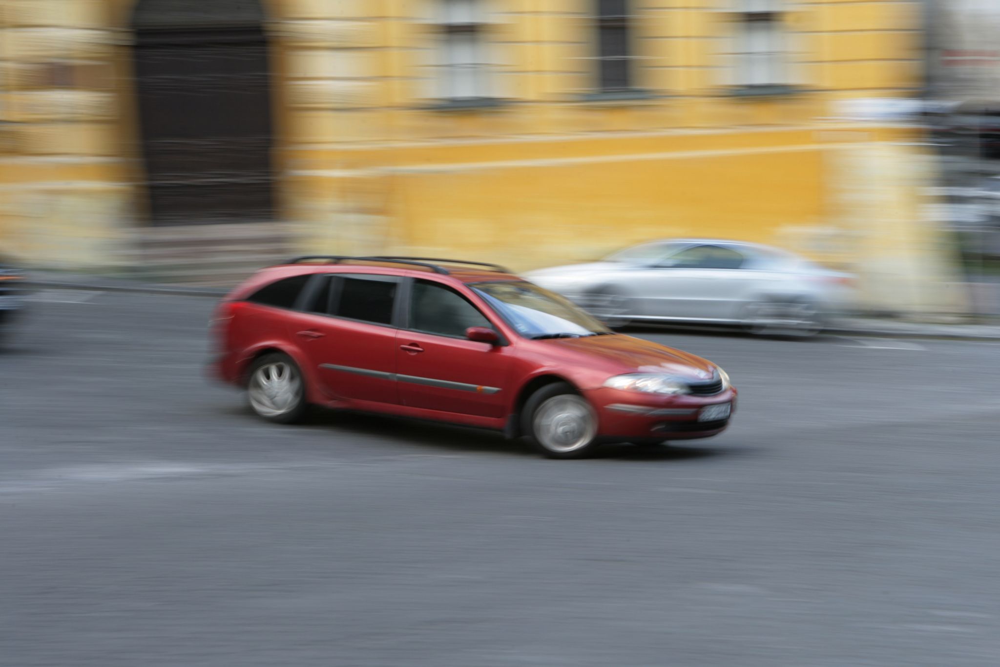 Svet v pohybe
Fotené zrkadlovkou.
pôvodná veľkosť 5mb
Kľúčové slová: pohyb