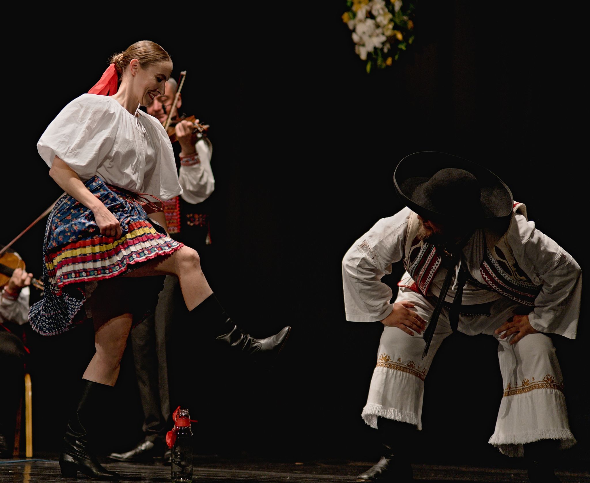 14 Kustarovci
